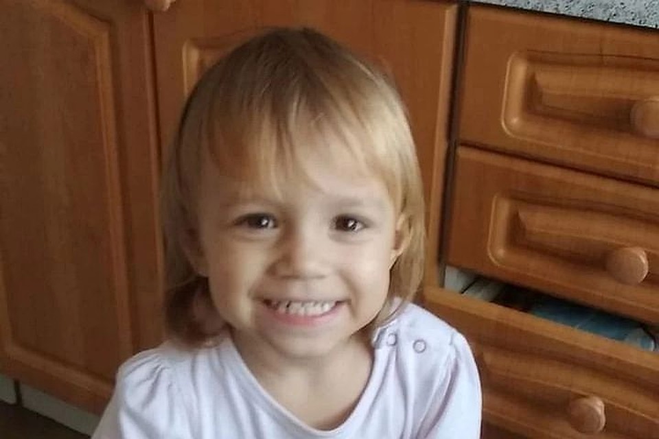 Экспертиза установила, отчего умерла двухлетняя девочка, выпившая йогурт.