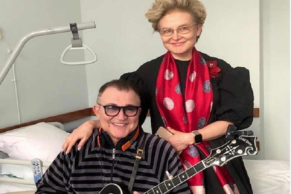 Елена Малышева пришла навестить Дмитрия Диброва. Фото: Instagram Елена Малышева