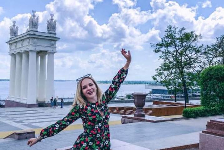 Волгоградка пришла на праздник с новым возлюбленным, его не спасли. Фото с личной странички Елены.