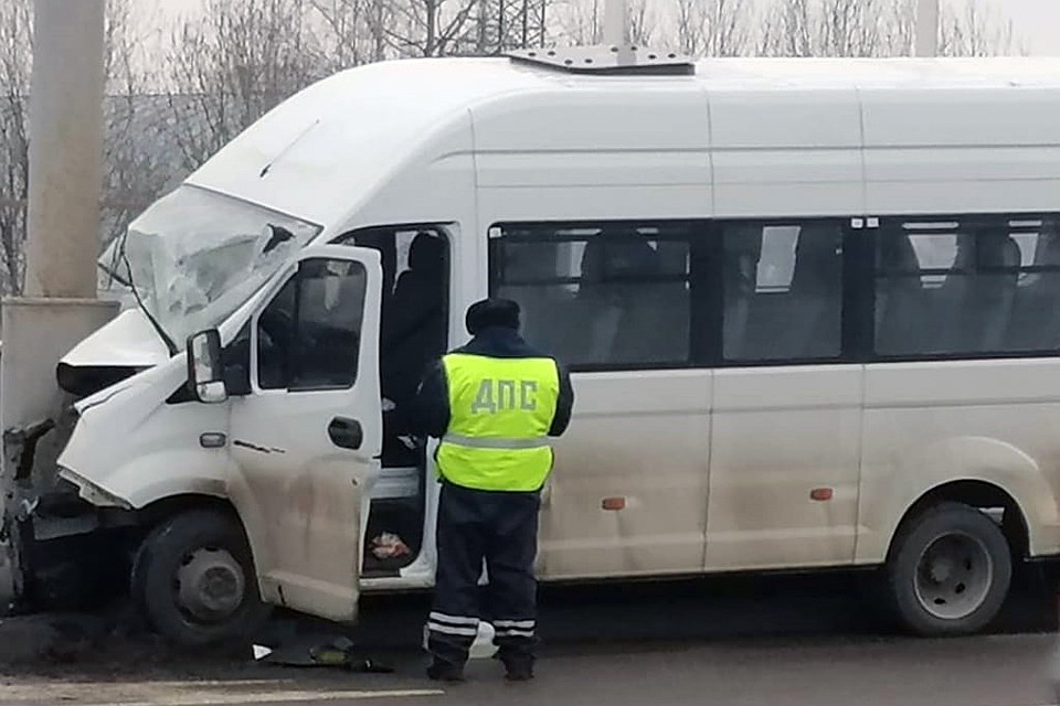 В результате ДТП пострадали семь человек