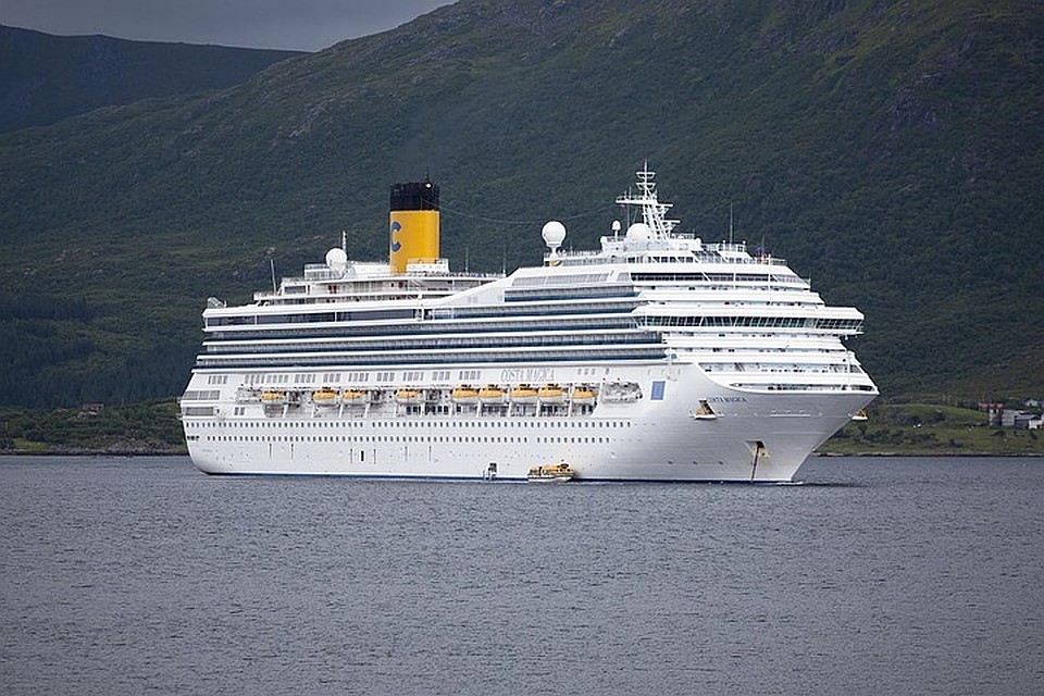 На борту Costa Magica 38 россиян