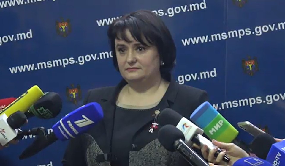 Молдавские врачи, которые борются с COVID-19, получат дополнительные выплаты