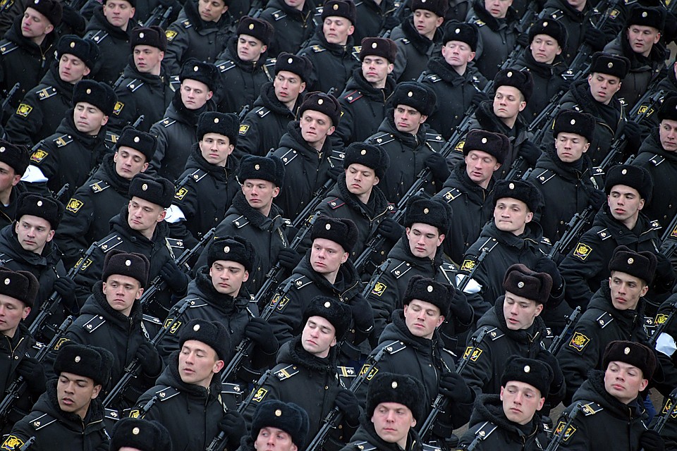 Весь личный состав прошел углубленное медицинское обследование и допущен к участию в репетициях