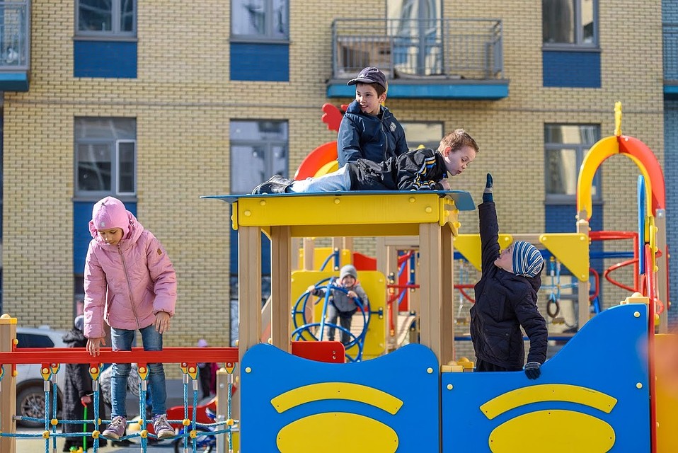 У приходящих в садик детей будут мерить температуру.