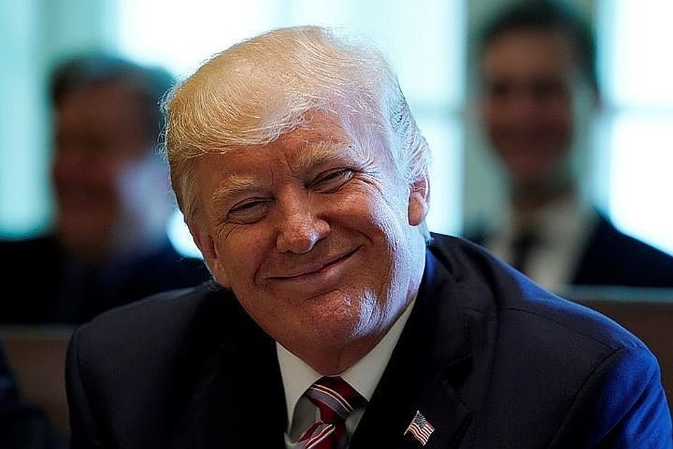 Дональд Трамп сообщил, что США будут производить такое количество аппаратов ИВЛ, что смогут покрыть как собственные нужны, так и помочь другим государствам