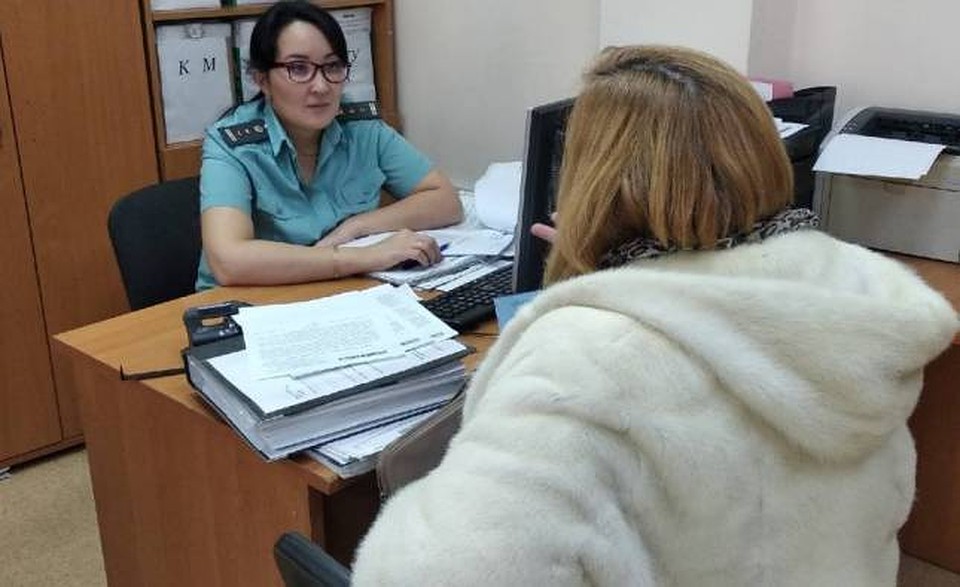 Тюменка с миллионным долгом спрятала арестованное авто, чтобы его не отобрали. Фото - УФССП по Тюменской области.