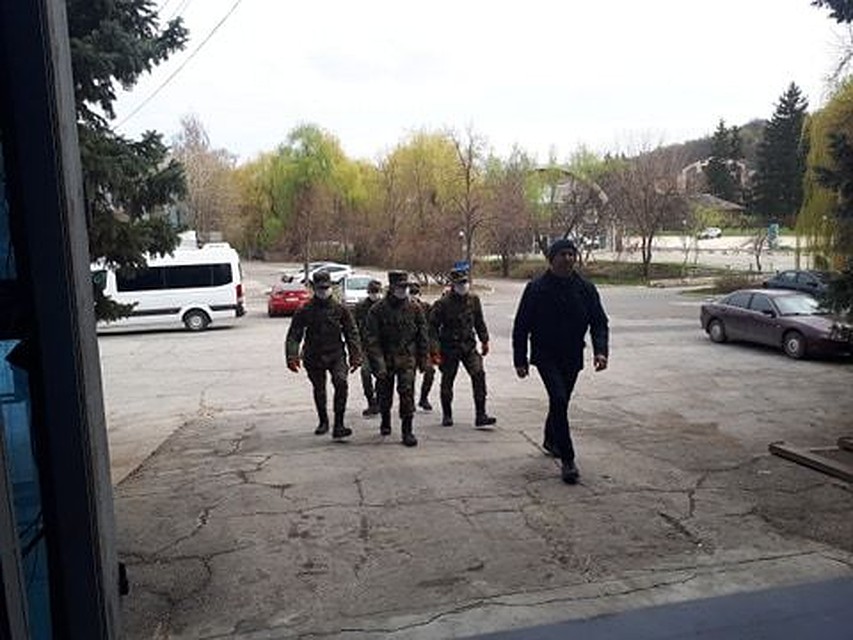 В Центре идут последние приготовления.
