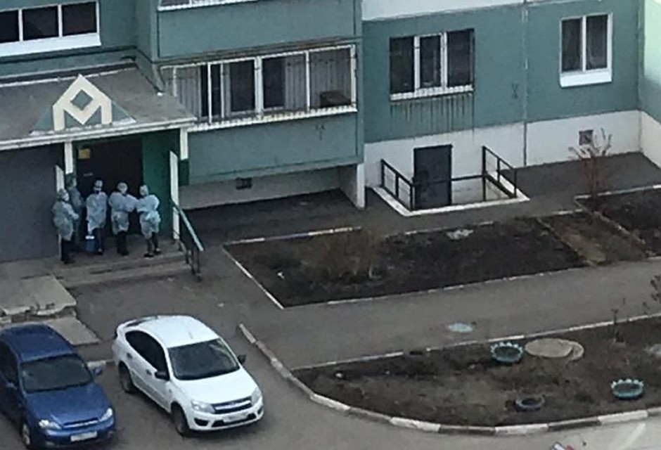 Люди не знают как им быть.
