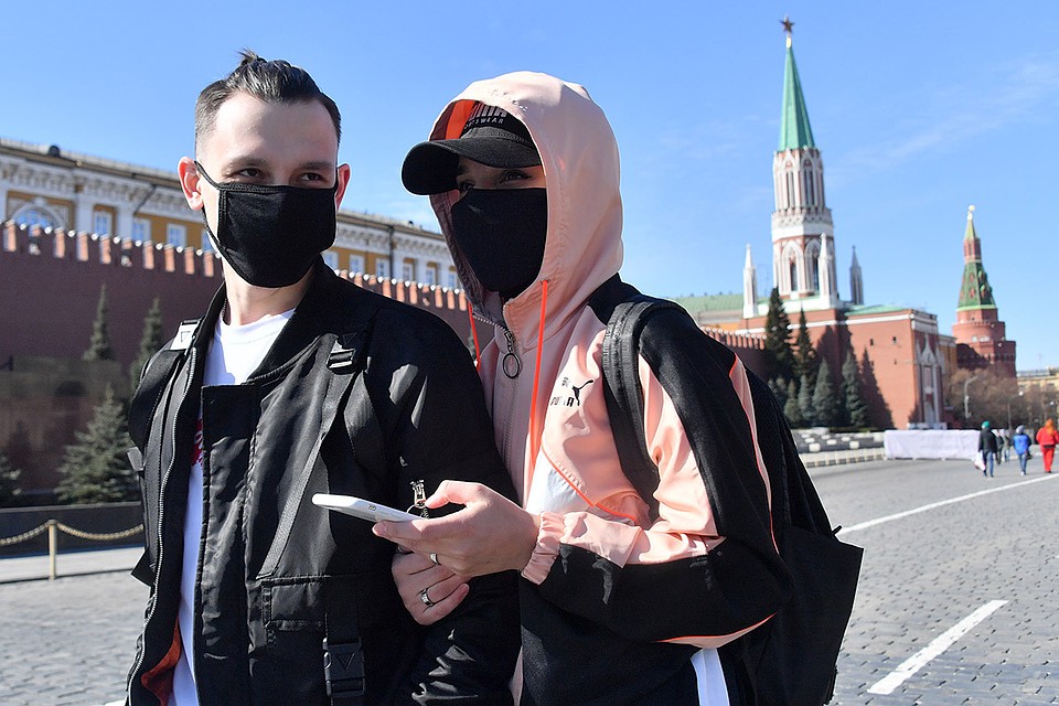 Британцы сравнили реалии российских и британских карантинов.