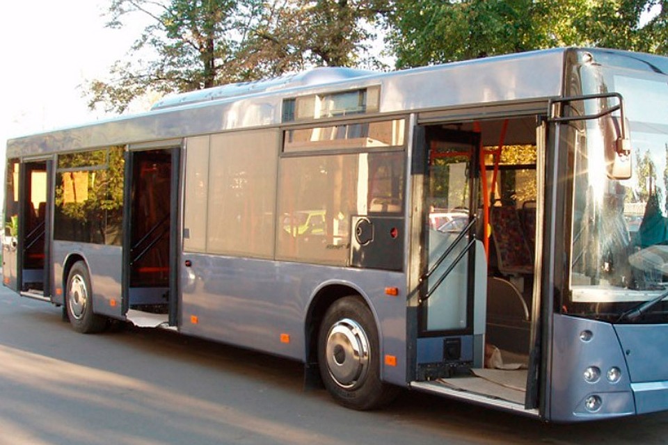 Власти столицы намерены закупить 100 новых автобусов.