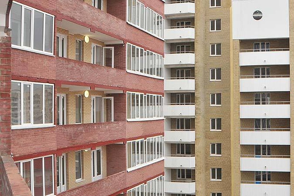 Теперь жильцы более 80 домов Волгограда и Волжского должны выбрать новые УК.
