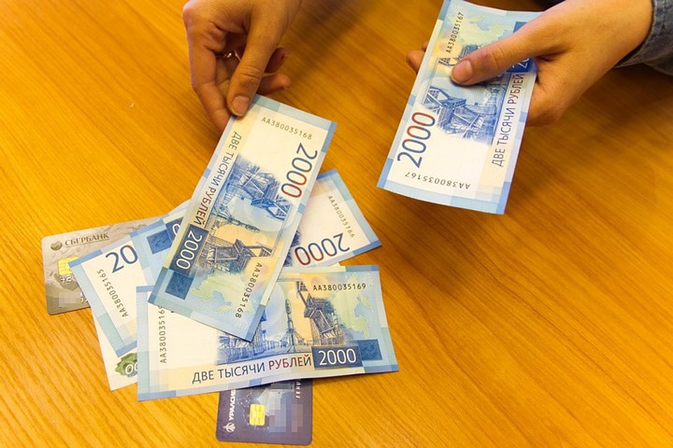 В Минтруда рассказали о выплатах на детей малоимущих семей