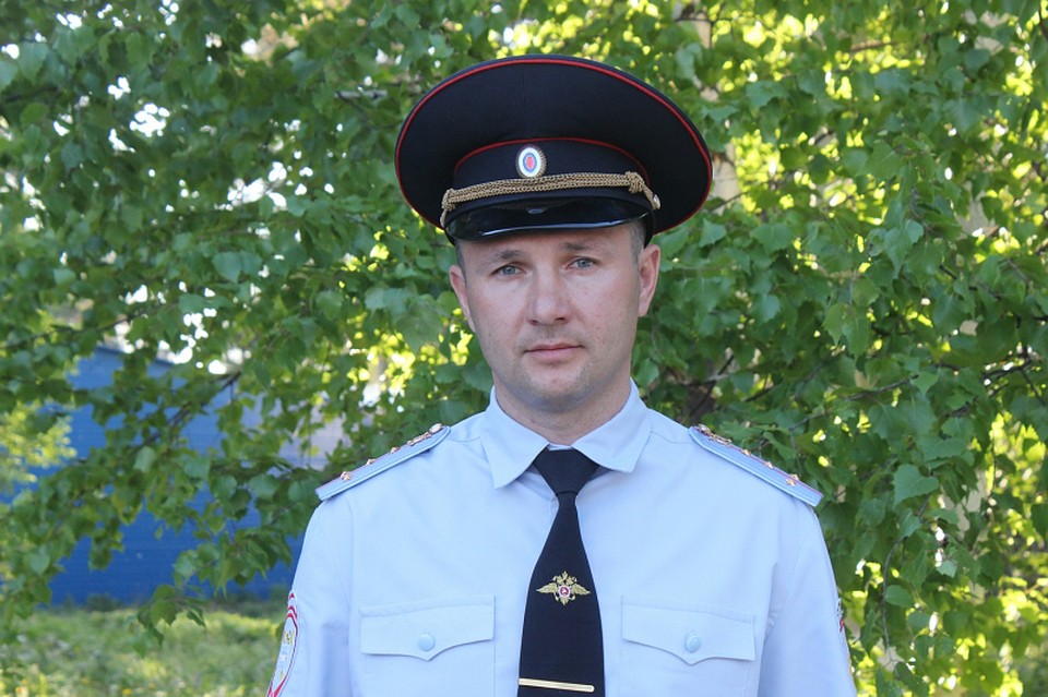 Двадцать два гребка до цели: стало известно имя героя, спасшего ребенка на Енисее. Фото: пресс-служба ГУ МВД по Красноярскому краю