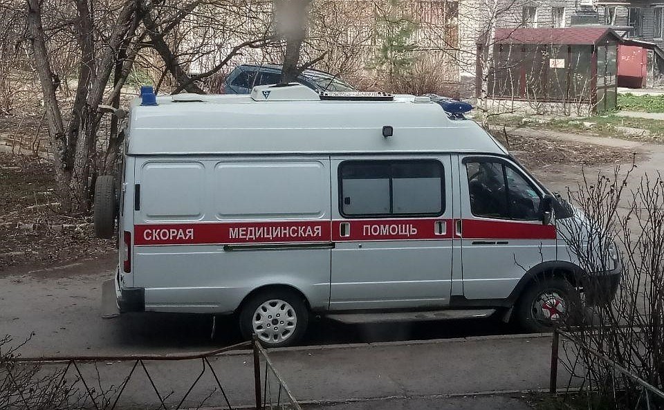 Молодой человек скончался на месте, до приезда "скорой".