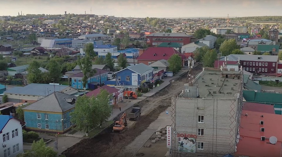 Тулун, год спустя: город, уничтоженный водой, превратился в большую стройку. Фото: администрация Тулуна.
