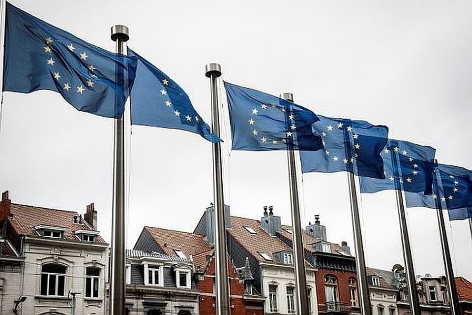 Евросоюз пересмотрит список стран для открытия границ в середине июля