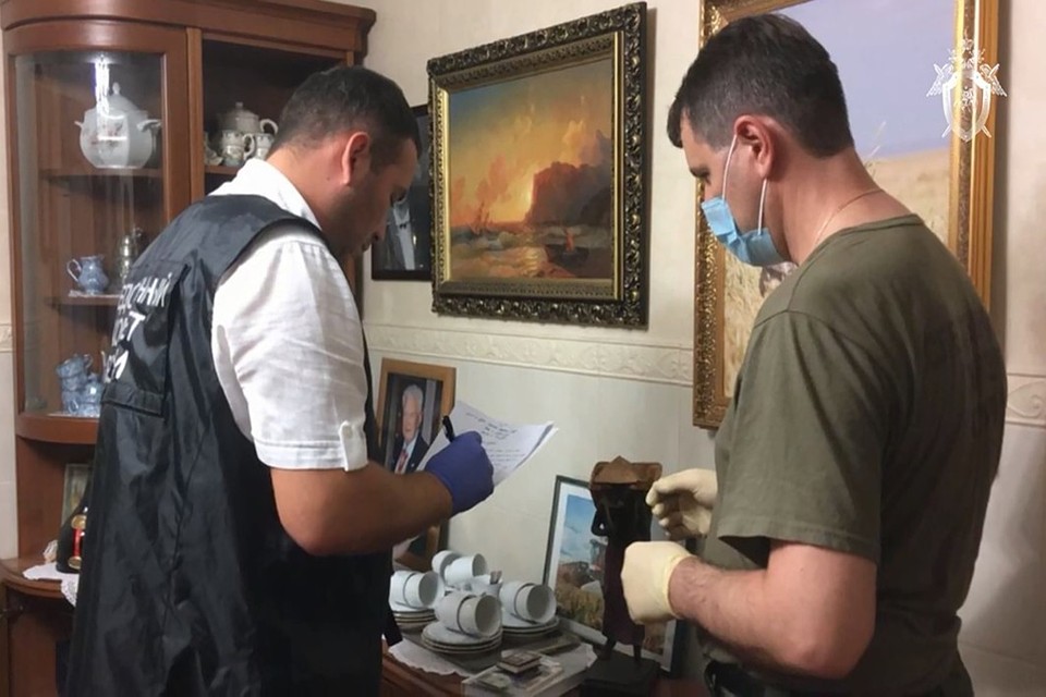 Задержанных проверяют на причастность к другим преступлениям. Фото: следственный комитет России.