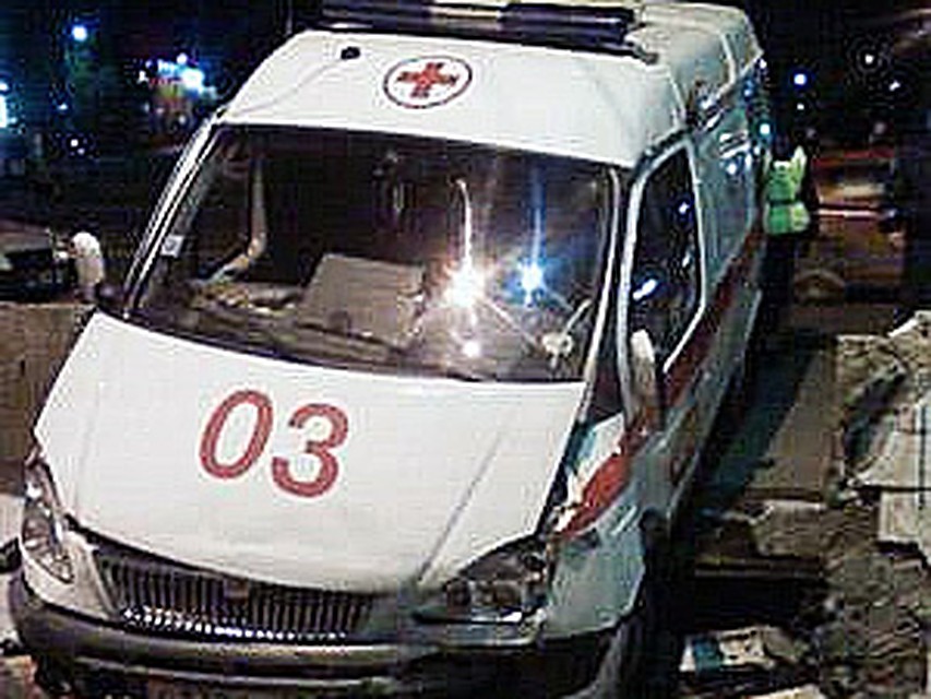 Таджик на ЗИЛе протаранил "Скорую помощь".
