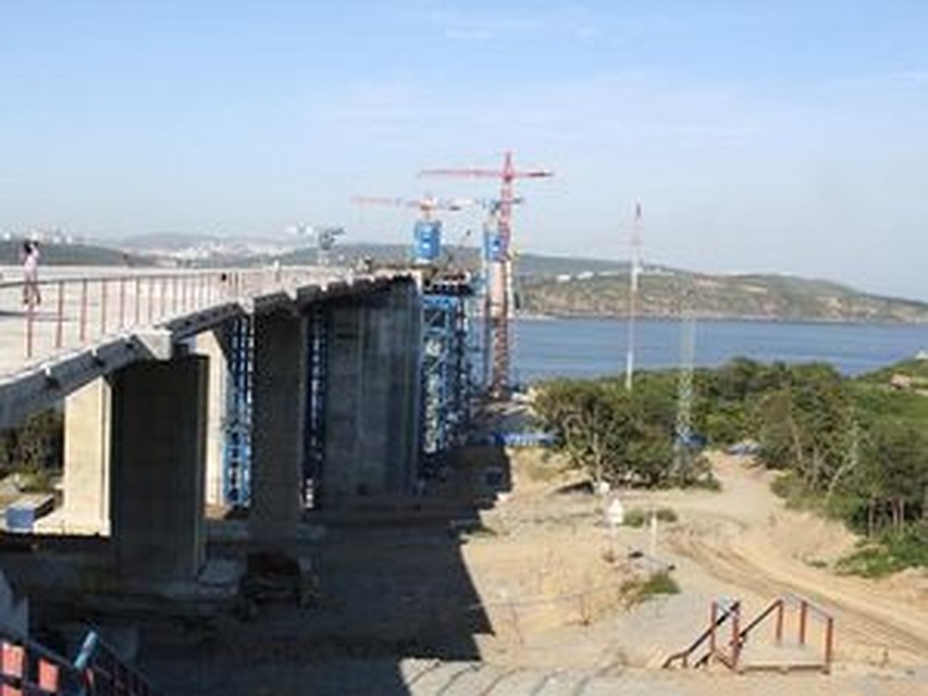Для крупных компаний в Приморье найдутся стройплощадки и после саммита.