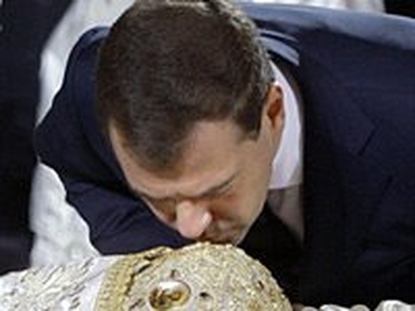 Дмитрий Медведев простился с Патриархом