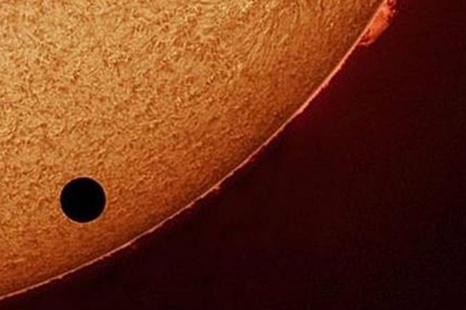 Транзит Венеры по солнечному диску займет почти 7 часов.