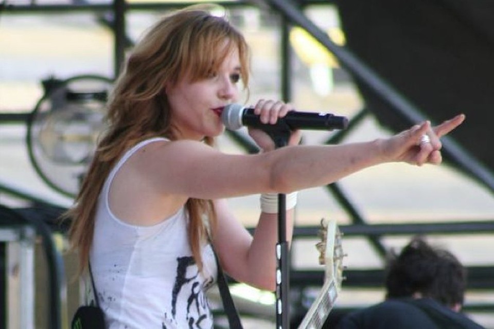 с сайта группы Halestorm