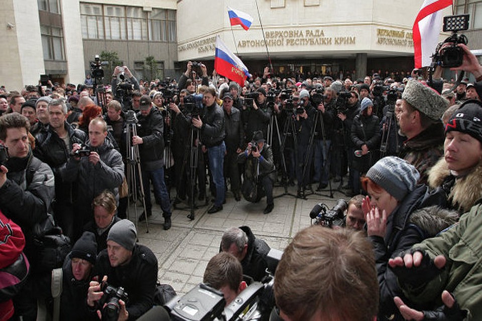 В Совфеде допускают ввод ограниченного контингента российских войск в Крым