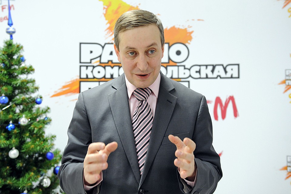 Что загадывать под бой курантов вообще непонятно: то ли повышения цены на нефть, то ли зарплаты в твердой валюте?