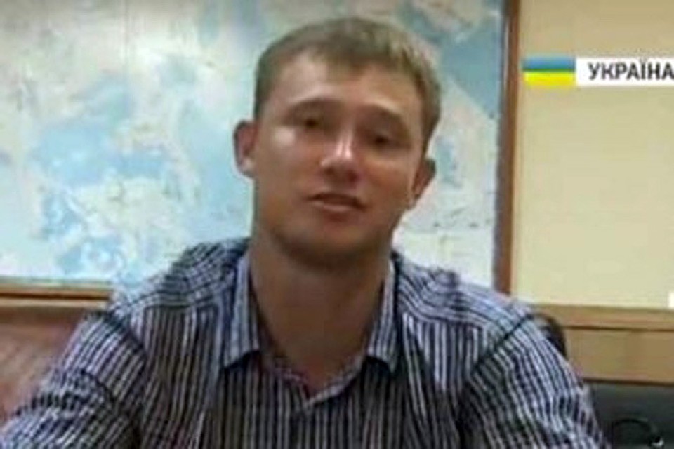Они даже не за деньги. Тот же Богданов до своего предательства получал денежное довольствие, равное ежемесячному доходу десяти неработающих российских пенсионеров