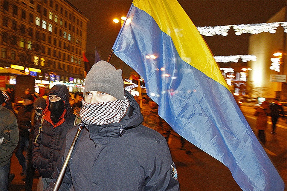 Наш колумнист о зомбированности молодого поколения Украины