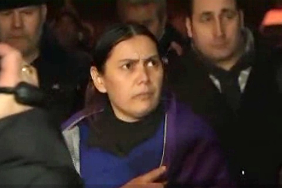 Бобокулова во время допроса ведет себя неадекватно. Заговаривается, несет порой какой-то откровенный бред