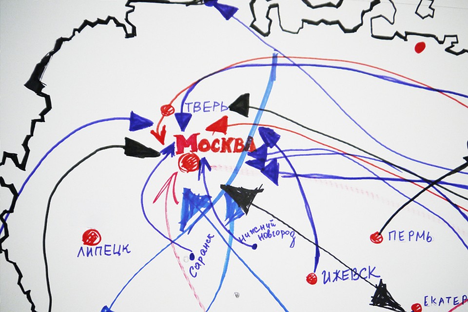 Во время радиомарафона мы рисовали на карте России стрелками, куда можно переехать ради работы. Оказалось, что больше всего работы по-прежнему в Москве. Но и в других городах России её оказалось предостаточно!