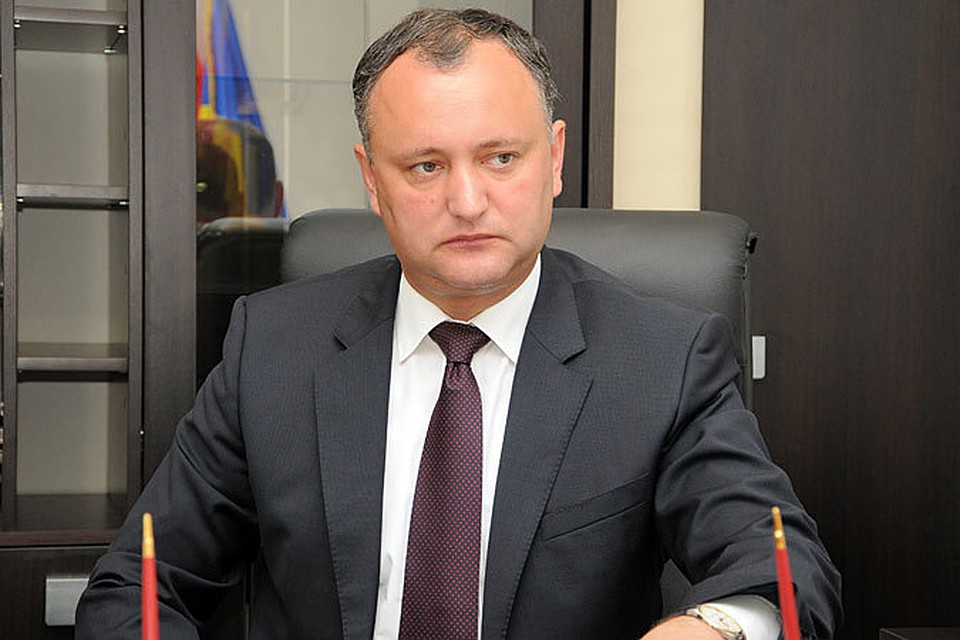 Додон предпочитает Нэстасе Санду.