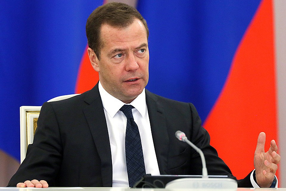 17 октября 2016. Премьер-министр РФ Дмитрий Медведев в резиденции "Горки" во время заседания консультативного совета по иностранным инвестициям в России. ФОТО Екатерина Штукина/пресс-служба правительства РФ/ТАСС