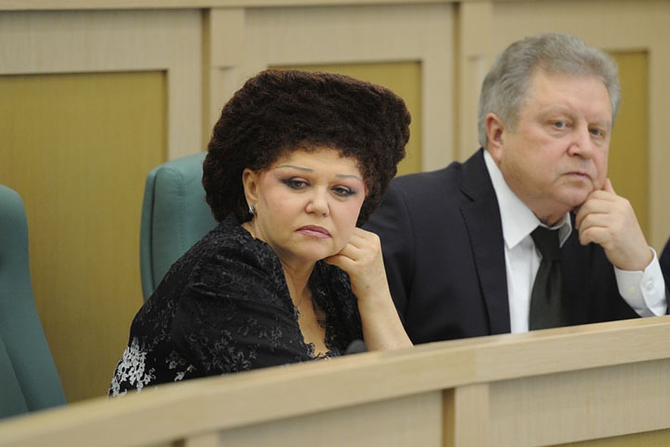 С инициативой законодательно запретить давать детям однозначно нелепые имена выступила сенатор Валентина Петренко