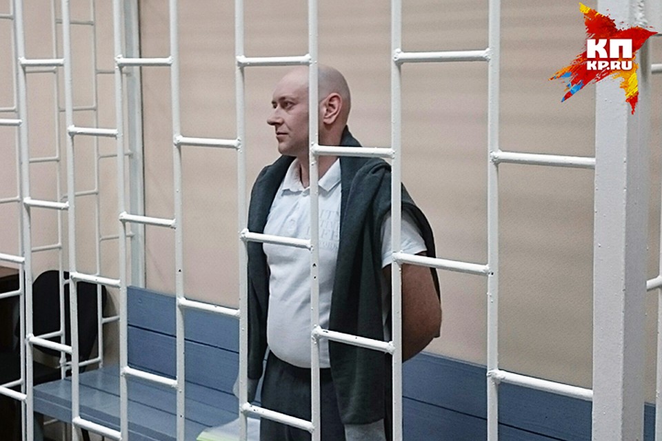 Паршин убил влюбленную в него женщину. Ее тело он замуровал в железной бочке и зарыл на даче родителей