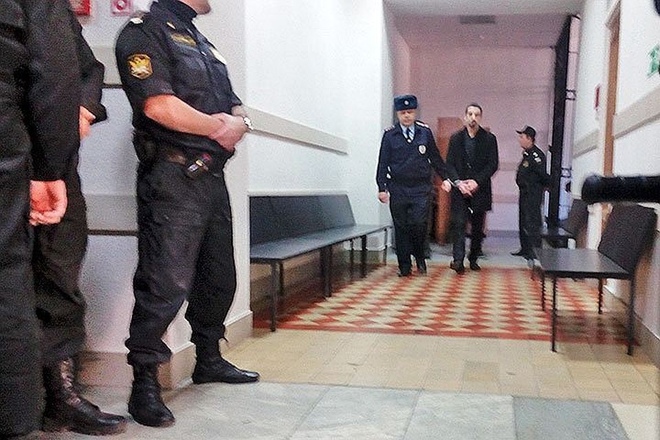 Судебный процесс идет в закрытом режиме