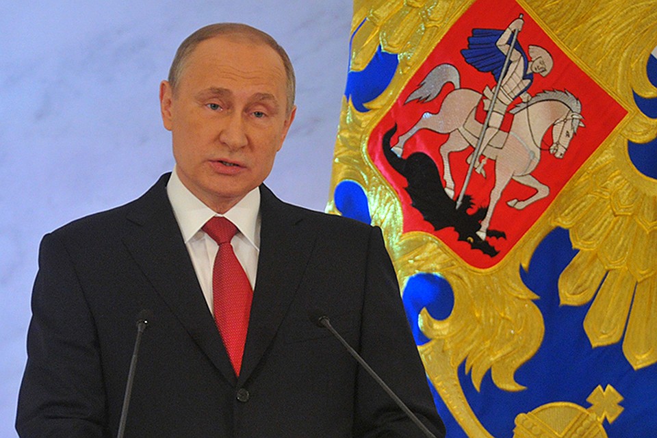 По словам Путина, чтобы у фермеров появились новые возможности для выхода на рынок, необходимо «уделить особое внимание поддержке сельхозкооперации»