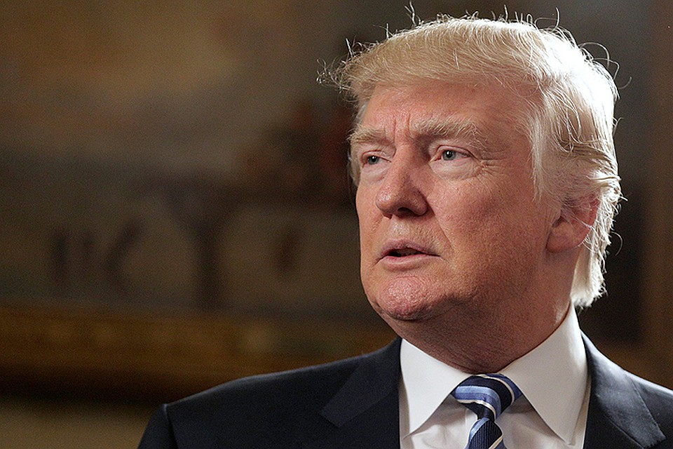 Дональд Трамп в "Голубой комнате" Белого дома.