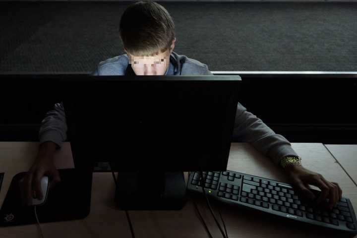 Детьми сначала движет отчаяние и любопытство, а потом страх потерять родных.