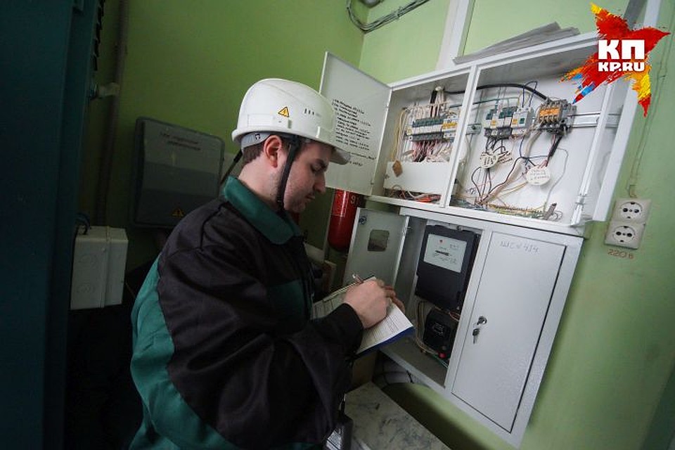 За день одной бригаде обычно удается проверить в среднем 10-15 приборов.