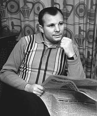 Гагарин собирался еще раз слетать в космос. Он до минимума сократил обязательные официальные встречи и всерьез занялся подготовкой