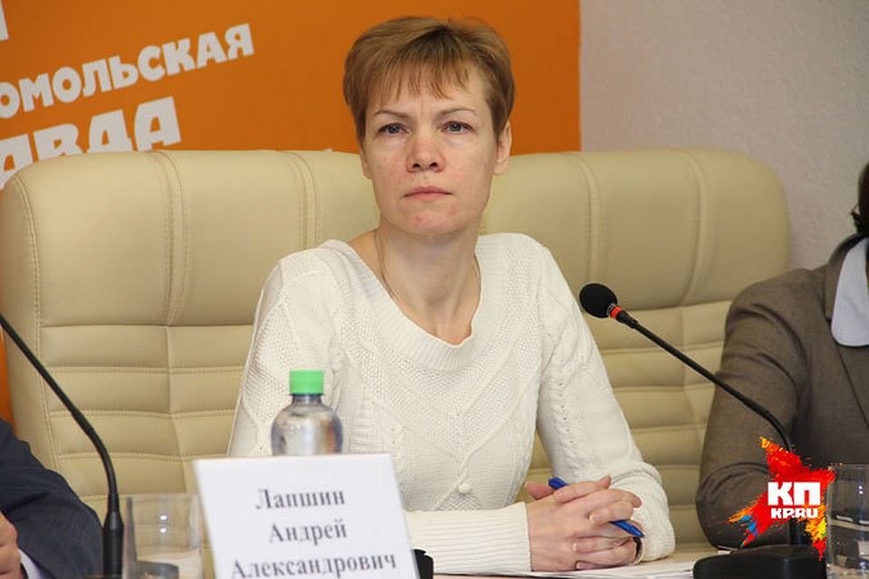 Ответственный секретарь приемной комиссии НГЛУ им. Н.А.Добролюбова Надежда Прокопьева Фото: Роман ИГНАТЬЕВ