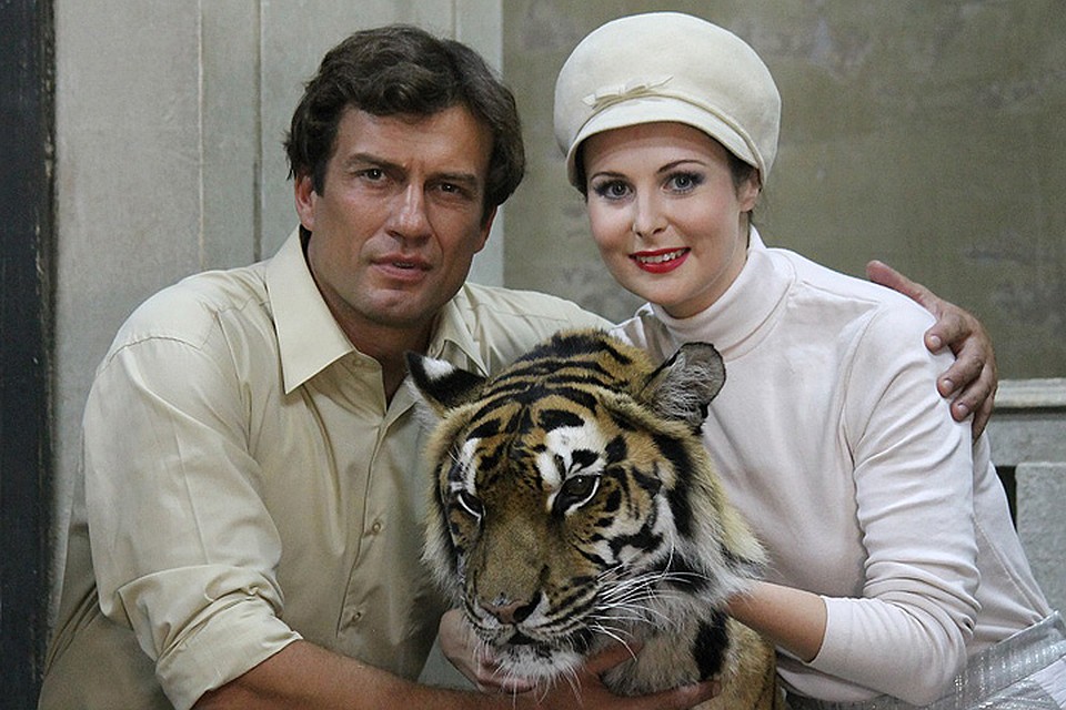 Актеры Андрей Чернышев и Ольга Погодина в сериале "Маргарита Назарова".