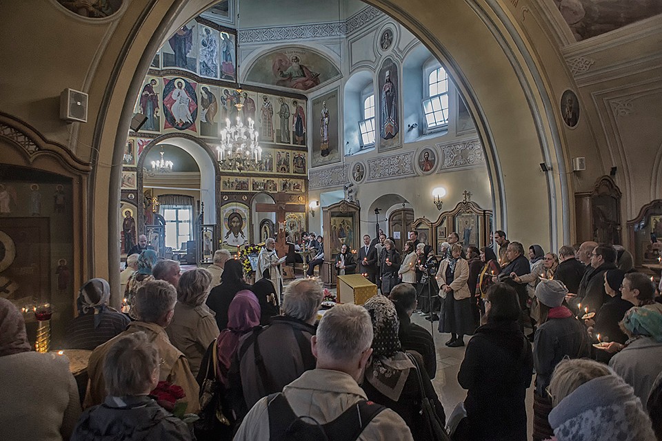 В Москве попрощались с Новеллой Матвеевой. Фото: Виталий РОМЕЙКО