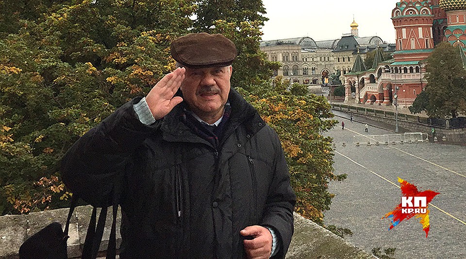 Александр Гамов на Кремлевской стене. Фото: Александр ГАМОВ