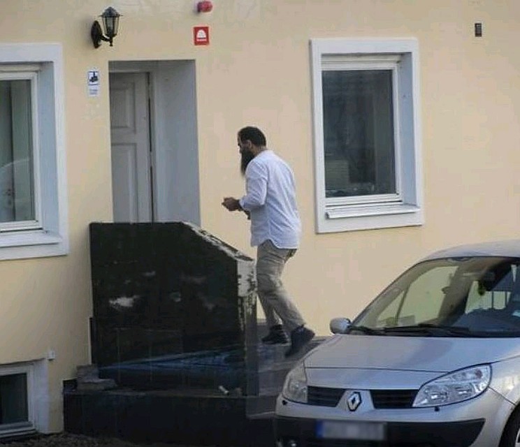 Ваххабитский проповедник открыл в шведском поселке школу для "перевоспитания трудных мусульманских подростков" Фото: Дарья АСЛАМОВА
