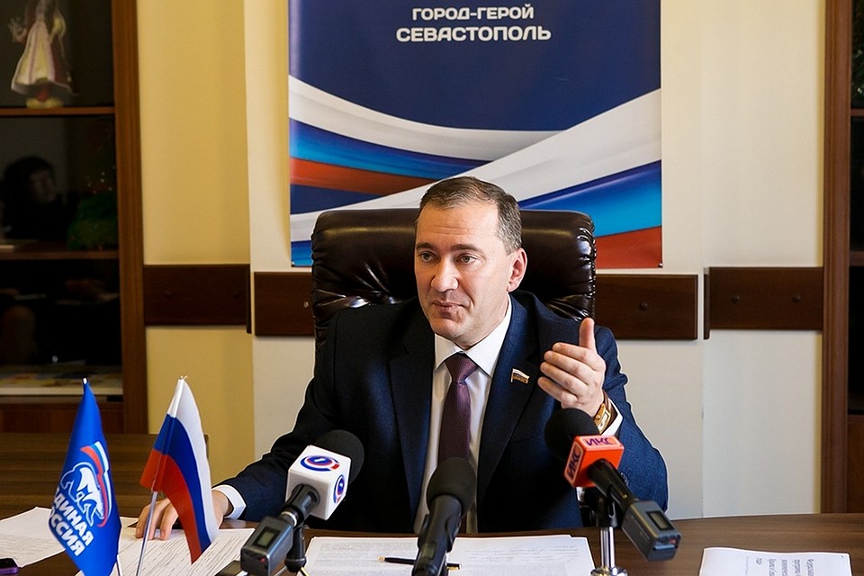 Дмитрий Белик
