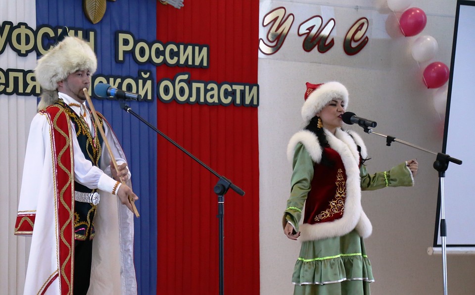 Башкирский номер показала сотрудница ИК-11 Василя Фазылова.