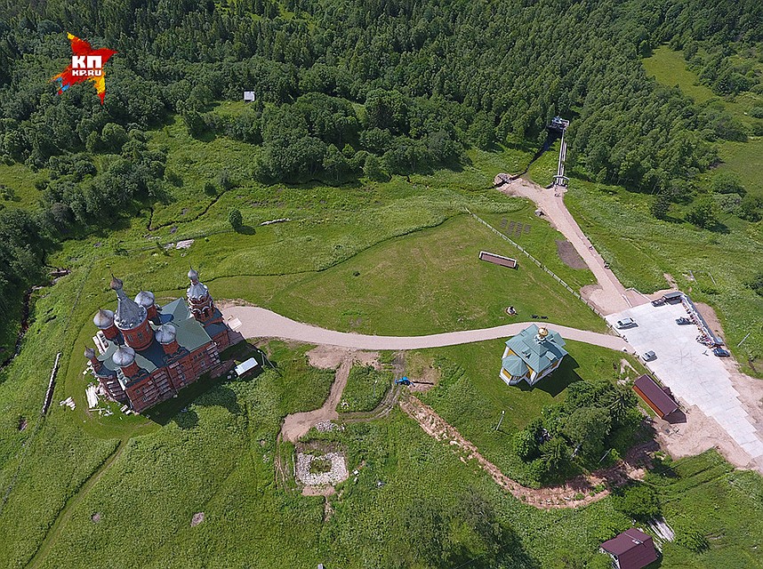 Вид на часовню в Волговерховье. Фото: Виктор ГУСЕЙНОВ